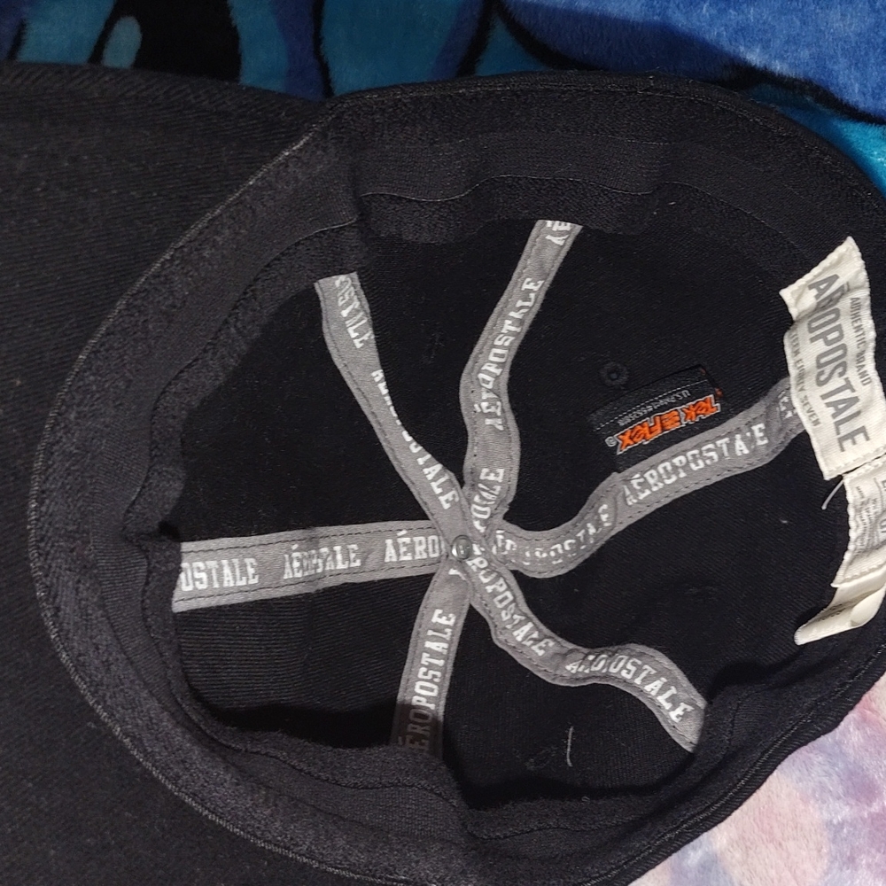 Aeropostale - Picture 2 of 3